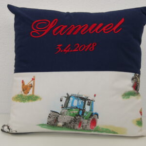 Besonderes Geschenk Junge, Geburtstagskissen bestickt, Geschenk Junge, Kissen mit Namen, Kissen mit Namen Junge, Kissen mit Namen und Geburtsdatum bestickt, Kissen mit Traktor, Namenskissen Junge, personalisiertes Geschenk Junge, personalisiertes Kissen, Traktorkissen bestickt mit Namen und Geburtsdatum