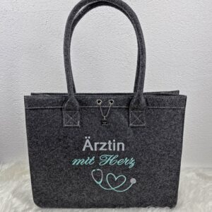 Filztasche "Ärztin mit Herz"
